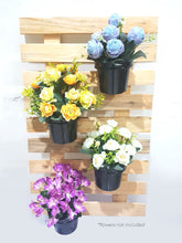 Load image into Gallery viewer, Hanging Wooden Pallet with Vase

